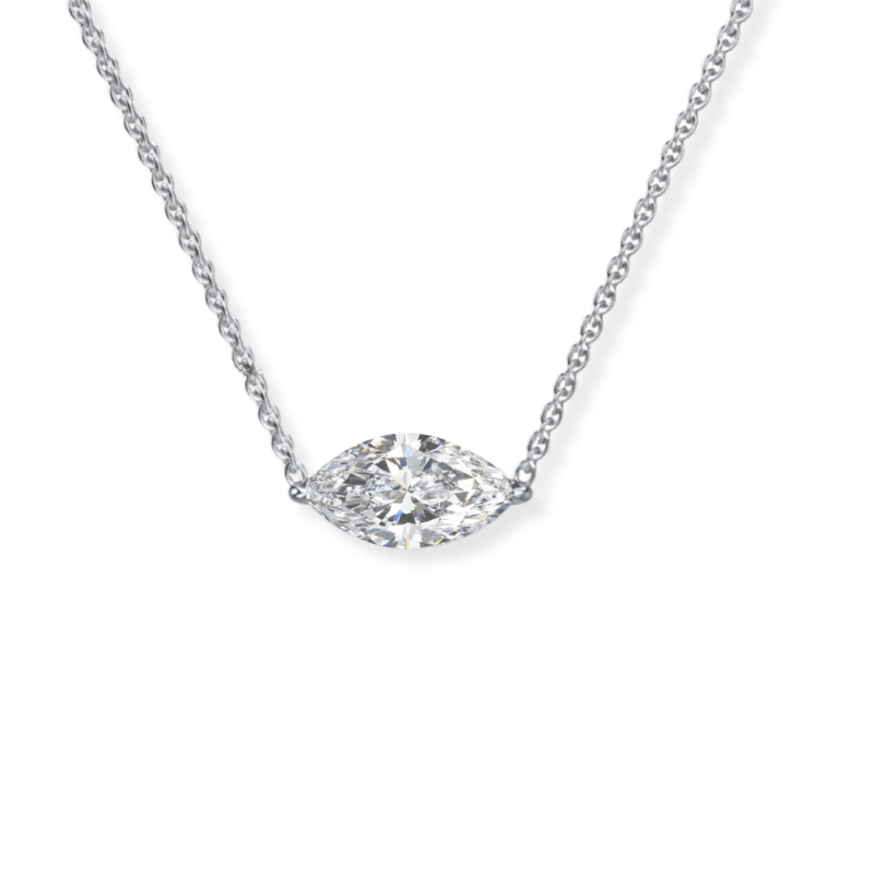 Сребърно колие с мойсанит Senita Marquise, с изчистен дизайн и марquise форма на камъка.